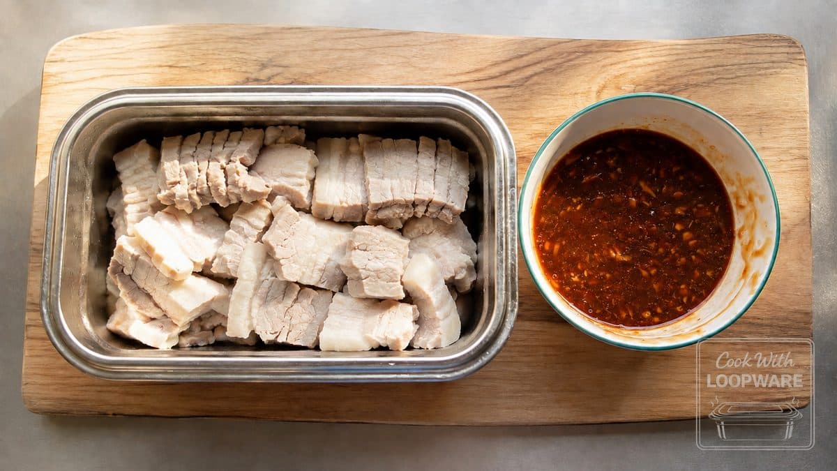 Taiwanese pork belly with garlic soy-chilli sauce, cooked in a Loopware stainless steel container