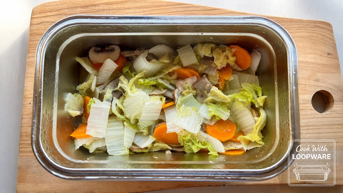 Chinese Leaf & Mushroom in a Loopware stainless steel cooking container